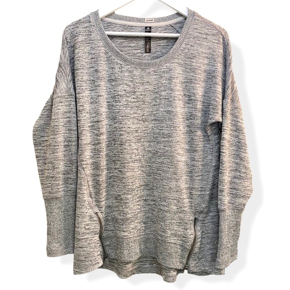 90 DEGREE by Reflex | Athletic Grey Sweater | Activewear & Yoga Apparel - Picture 2 of 9